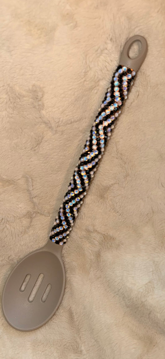 Rhinestone spoon for bomb party