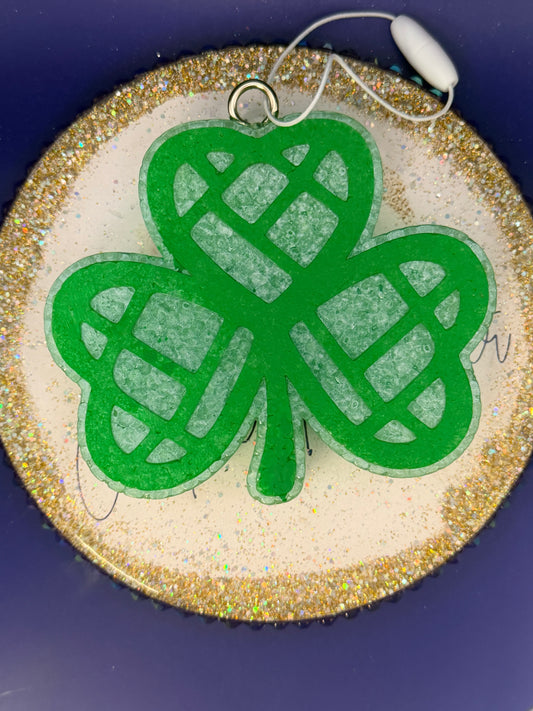☘️ clover